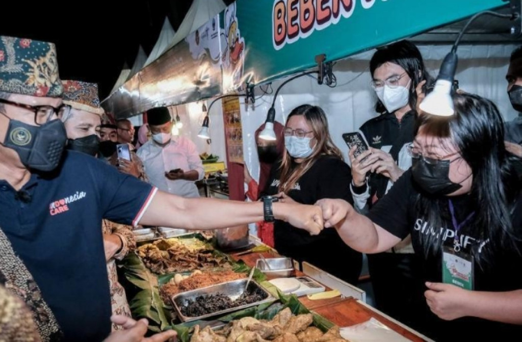 Menteri Sandiaga Buka Festival Kuliner 1001 Bebek di Bangkalan Jatim
