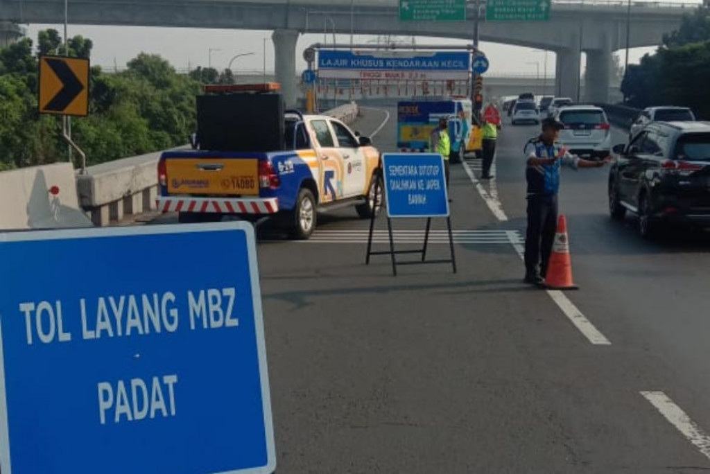 Ruas Jalan Tol MBZ Ditutup Imbas Kecelakaan