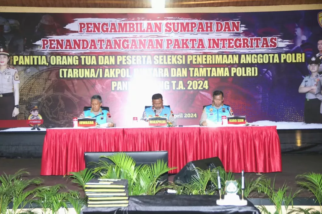 Pengambilan Sumpah dan Penandatanganan Pakta Integritas Rekrutmen Polri 2024