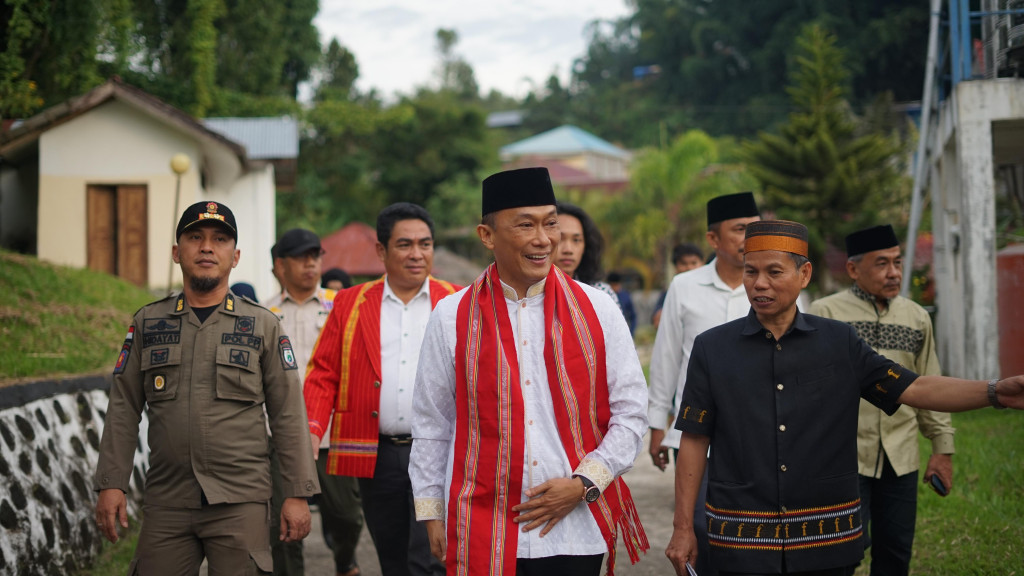 Pj Gubernur Sulbar Ajak Bupati Jaga Kerukunan Beragama di Enam Kabupaten