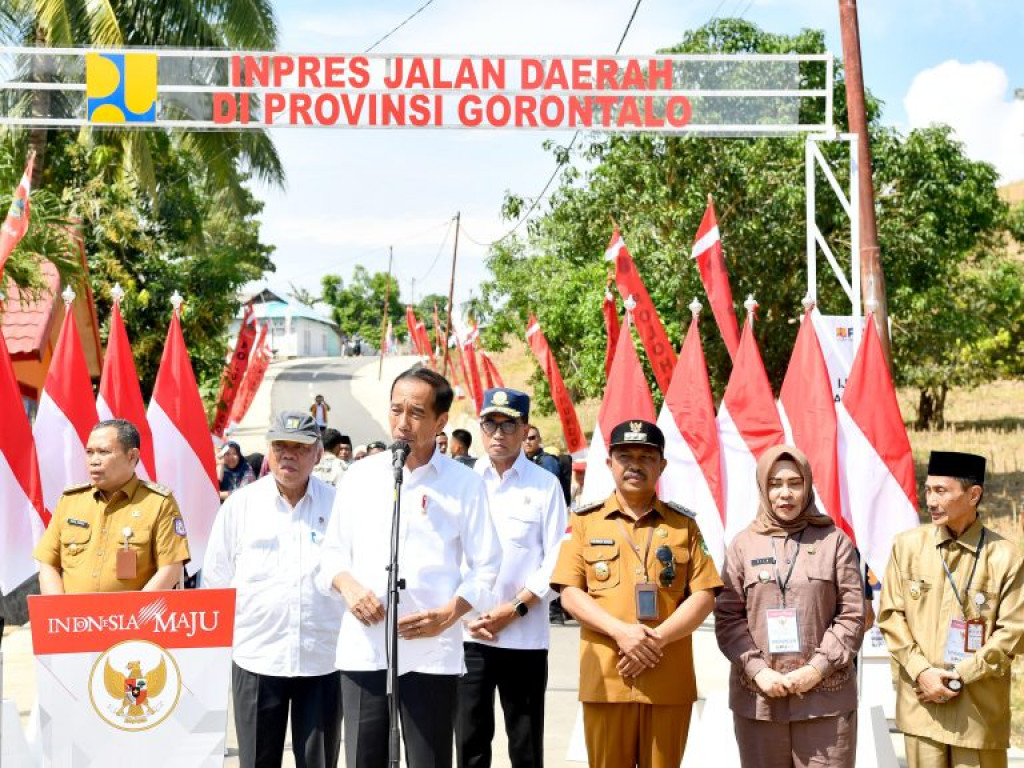 Tingkatkan Akses dan Produktivitas, Jokowi Resmikan Jalan Inpres di Gorontalo