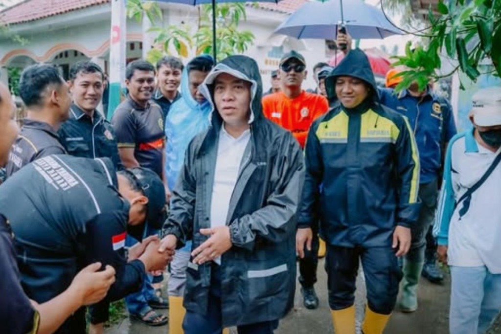 Pemkab Karawang Tingkatkan Penanganan Banjir, Bupati Aep Syaepuloh Instruksikan Antisipasi Maksimal di Titik Rawan