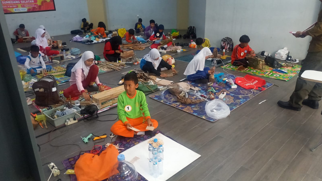 350 Siswa SD Adu Kreativitas di FLS3N 2026 Sumedang Selatan