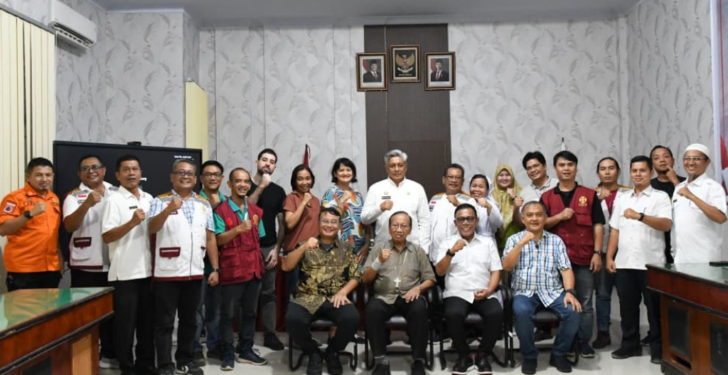 Bantu Pemulihan Bencana, Bupati Tapteng Apresiasi Caritas Indonesia