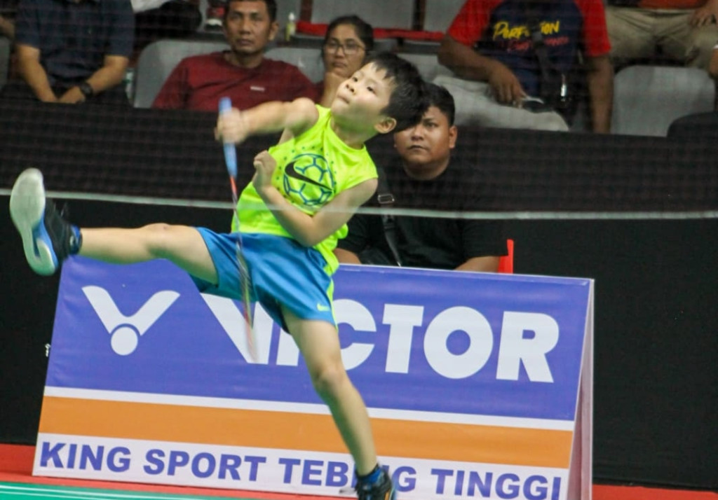 Berlaga di Sirprov PBSI Sumut, Ryoji Sarumaha Siswa SD Asal Gunungsitoli Rebut Medali Perunggu