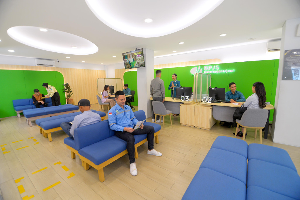 BPJS Ketenagakerjaan Luncurkan Antrean Online di Lapak Asik