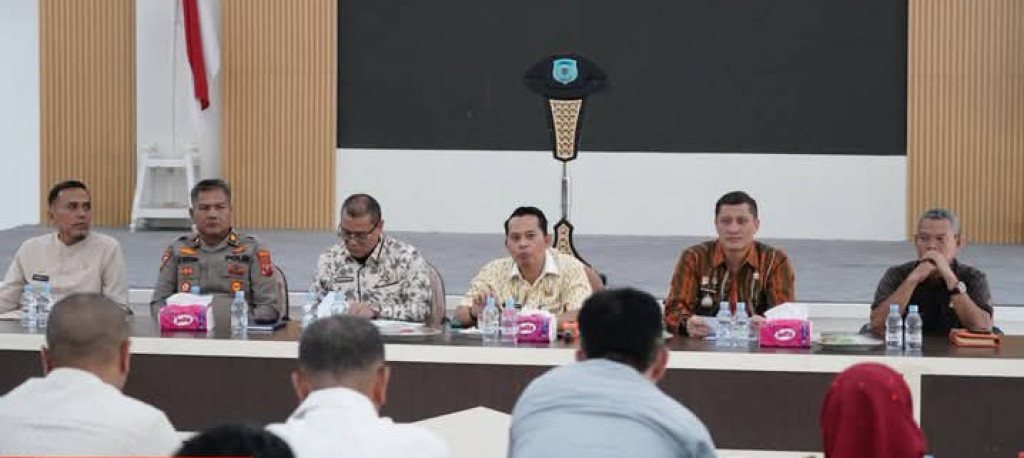 Bupati Palas Pimpin Rapat Lanjutan. MTQ Tingkat Kabupaten Palas yang ke-16.