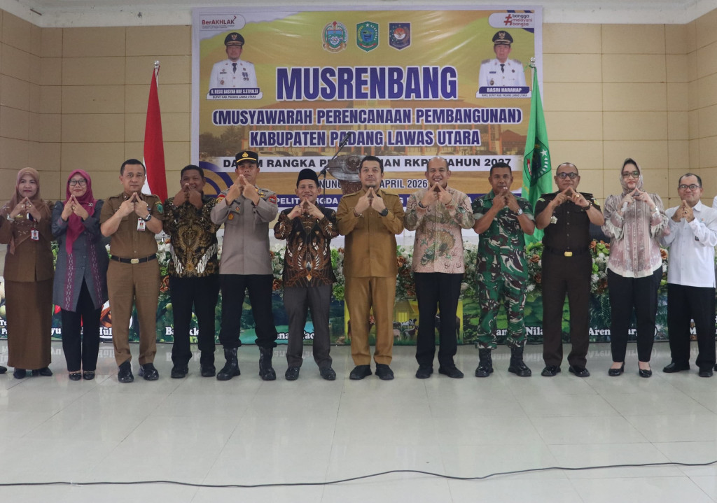 Bupati. Resmi Membuka Acara Musrenbang  Kabupaten Paluta. Ini Program Strategisnya.