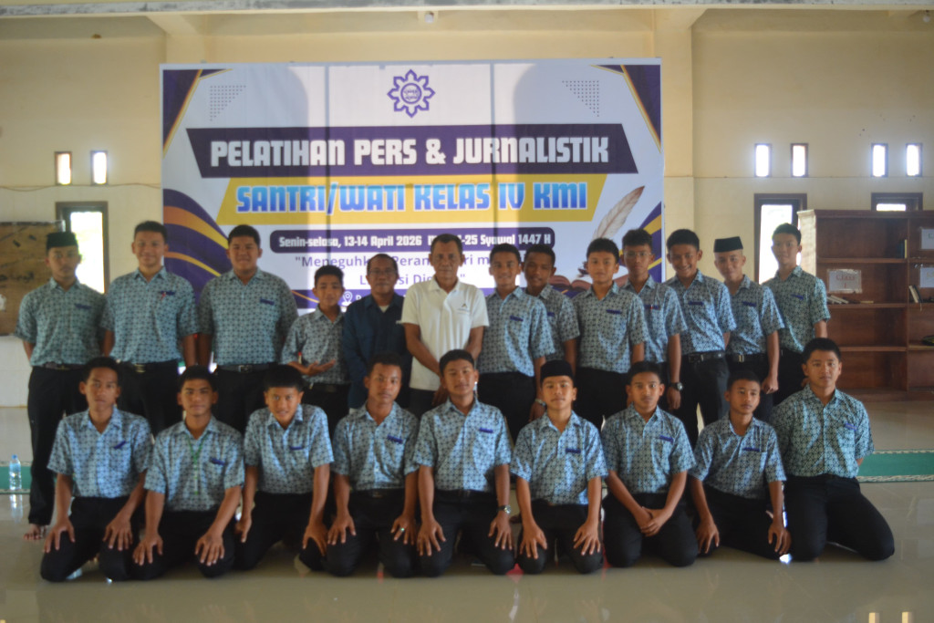 Cetak Penulis Berbakat, Pesantren Tarbiyah Islamiyah Ar-Raudlatul Hasanah Gelar Pelatihan Jurnalistik