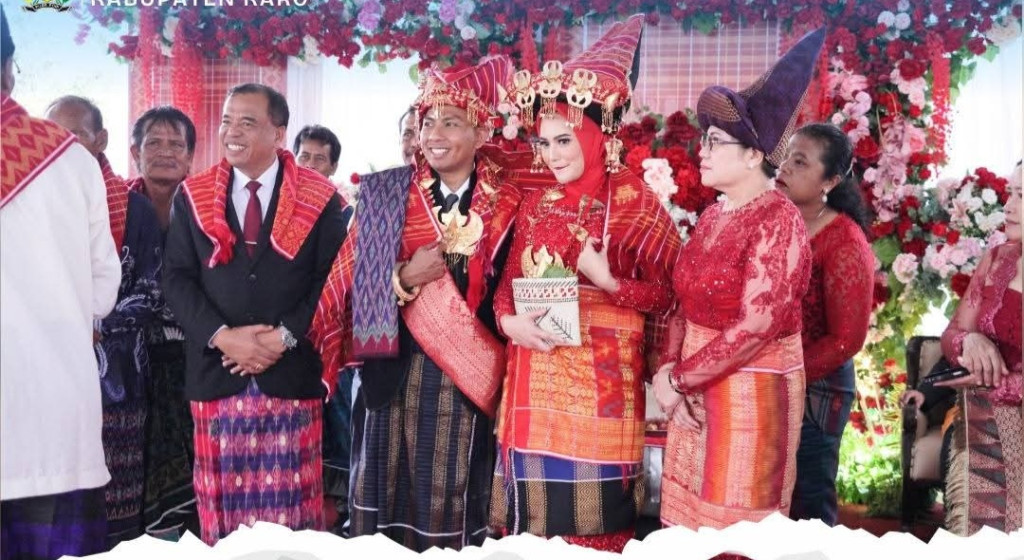 Danyonif 125/SMB Ditabalkan  Menjadi  Merga Ginting, Bupati Karo Menjadi Orang Tua Angkat  ‎