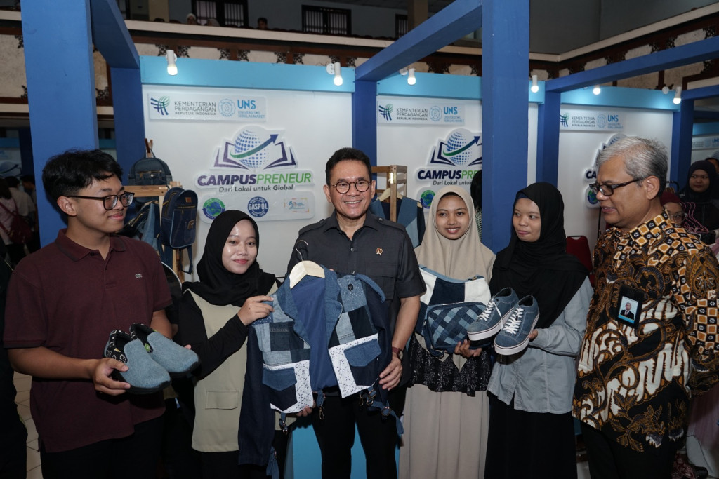 Dari Limbah Denim ke Karya Bernilai, VersaLayer Gaungkan Fesyen Berkelanjutan