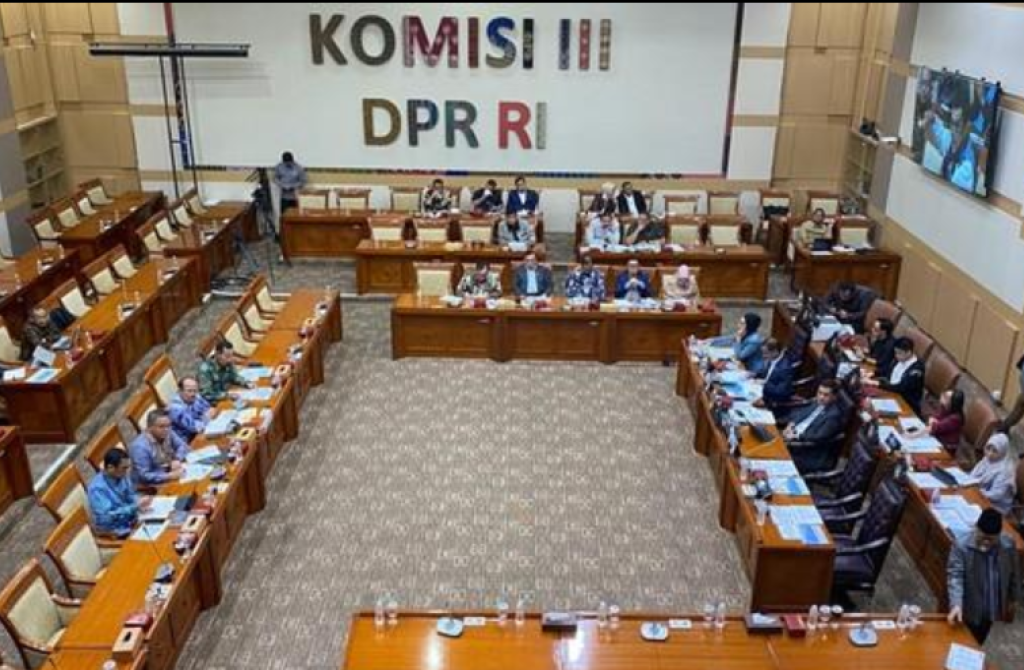 DPR Tegur Kejari Karo, Narasi Kasus Amsal Dinilai Sesat