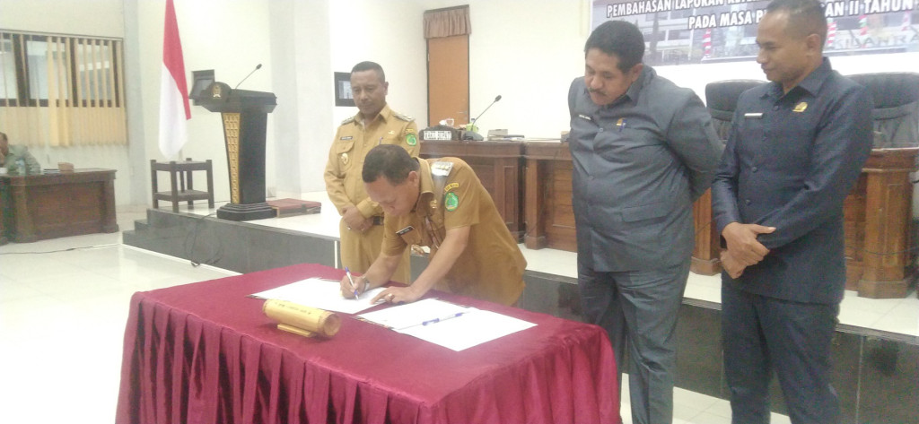 DPRD Gelar Paripurna LKPJ 2025, Bupati Ngada Komitmen Serius Tindak Lanjut Rekomendasi Pansus