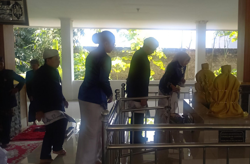 Hari Jadi Sumedang ke-448, Bupati hingga Sekda Pimpin Ziarah Makam Leluhur