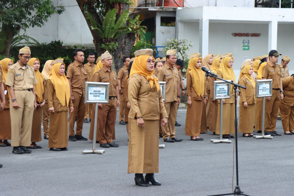 Jadi Pembina Pada Apel Gabungan, Sekda Kota Binjai Tekankan Peran Pendidikan Dalam Pembangunan