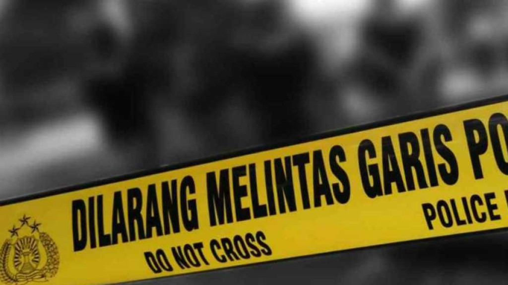Kedapatan Mencuri HP, Wanita Diarak di Stasiun Tanah Abang