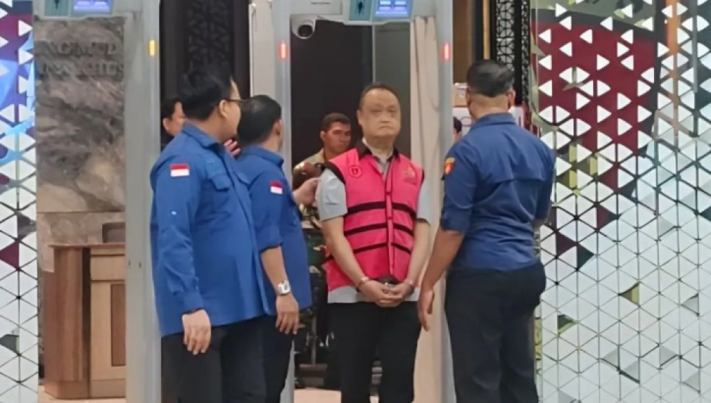 Kejagung Tetapkan Riza Chalid Tersangka Korupsi Minyak, Kini Jadi Buron