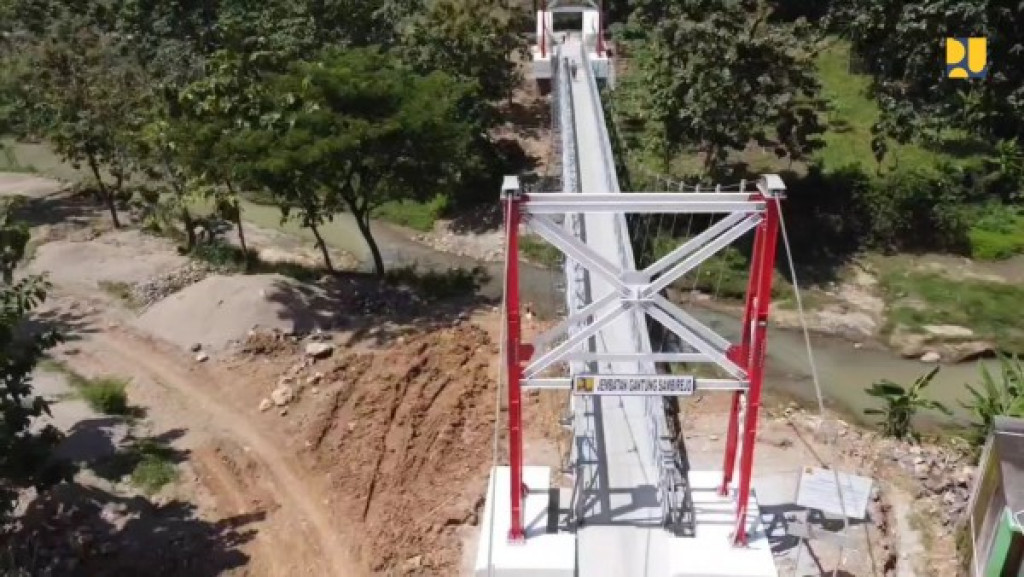 Kementerian PU Bangun 105 Jembatan Gantung di 25 Provinsi pada 2026