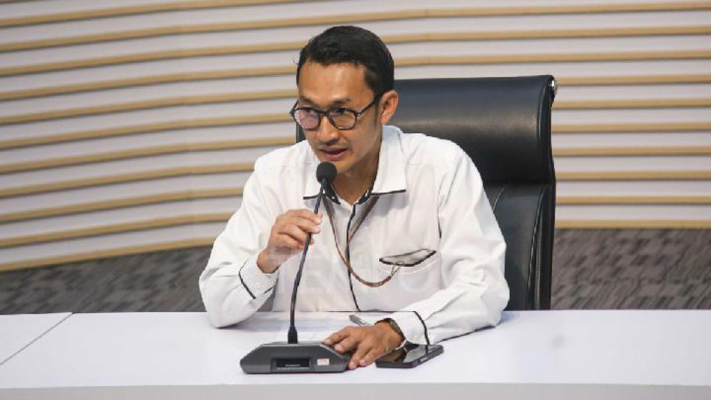 KPK Periksa Pengusaha Rokok Rokhmawan Terkait Kasus Korupsi Bea Cukai Kemenkeu