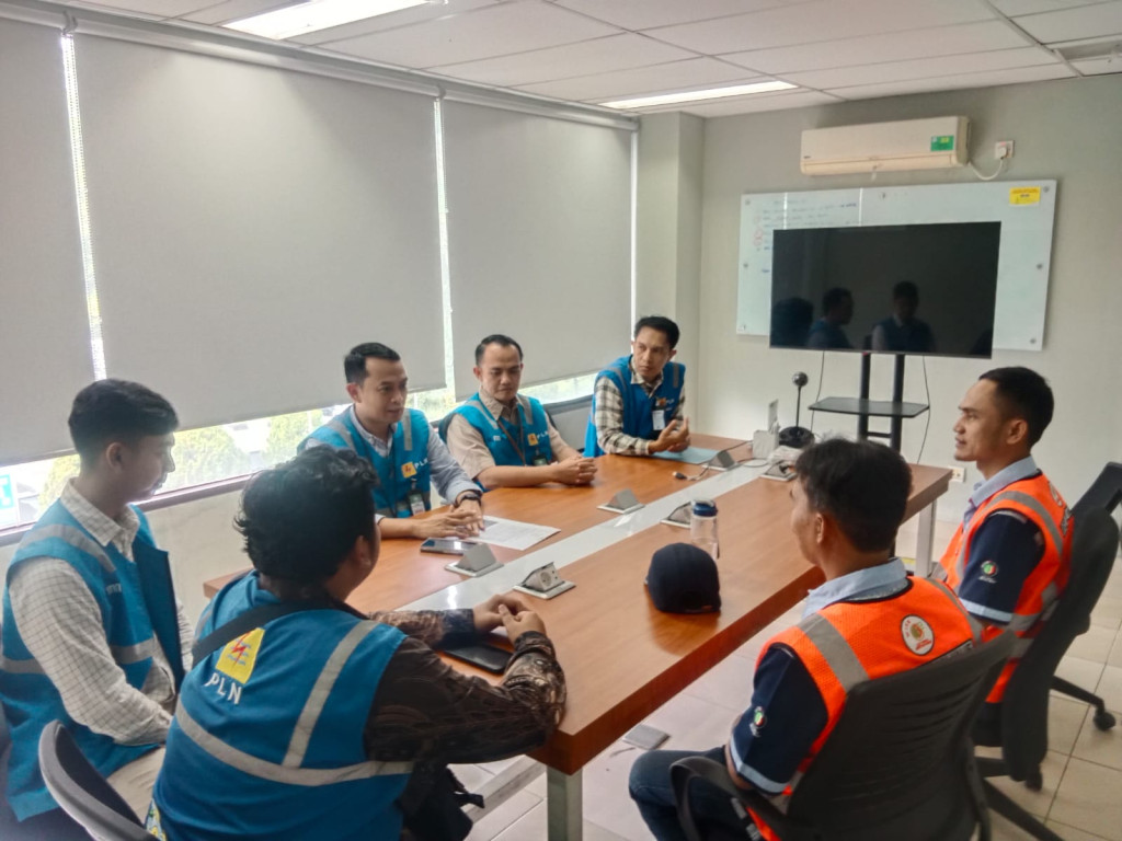 PLN Cianjur Perkuat Customer Intimacy dengan PT Tirta Investama