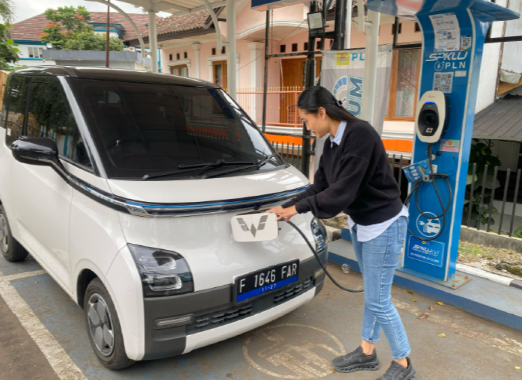 Lonjakan Transaksi SPKLU 4 Kali Lipat Saat RAFI 2026, PLN UID Jabar Perkuat Ekosistem Kendaraan Listrik