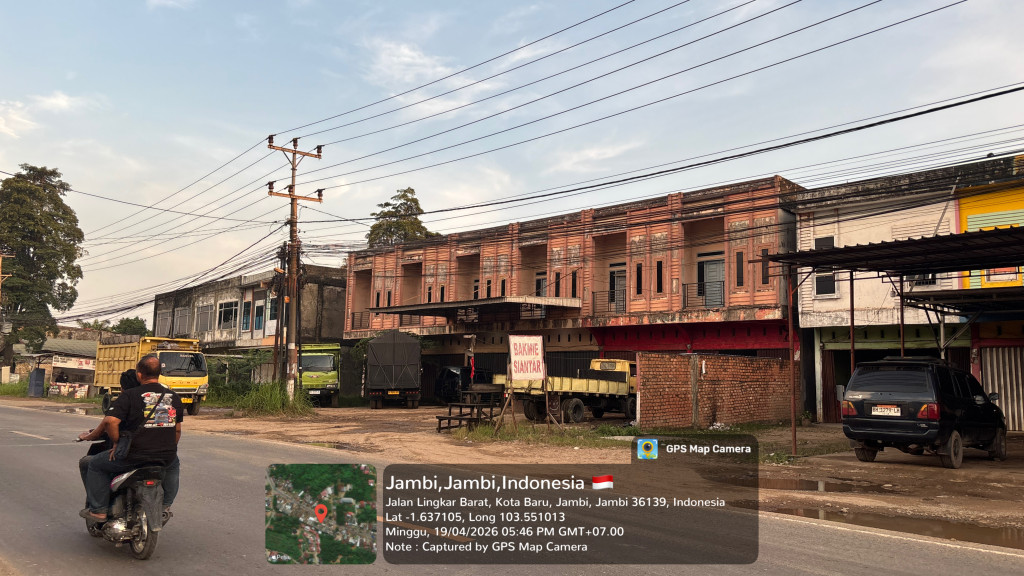 Menjamurnya Gudang Penampungan BBM Solar Subsidi di Pinggiran Kota Jambi,  Aktivis Jambi:  Apakah Polresta Jambi Tidak Tahu ?