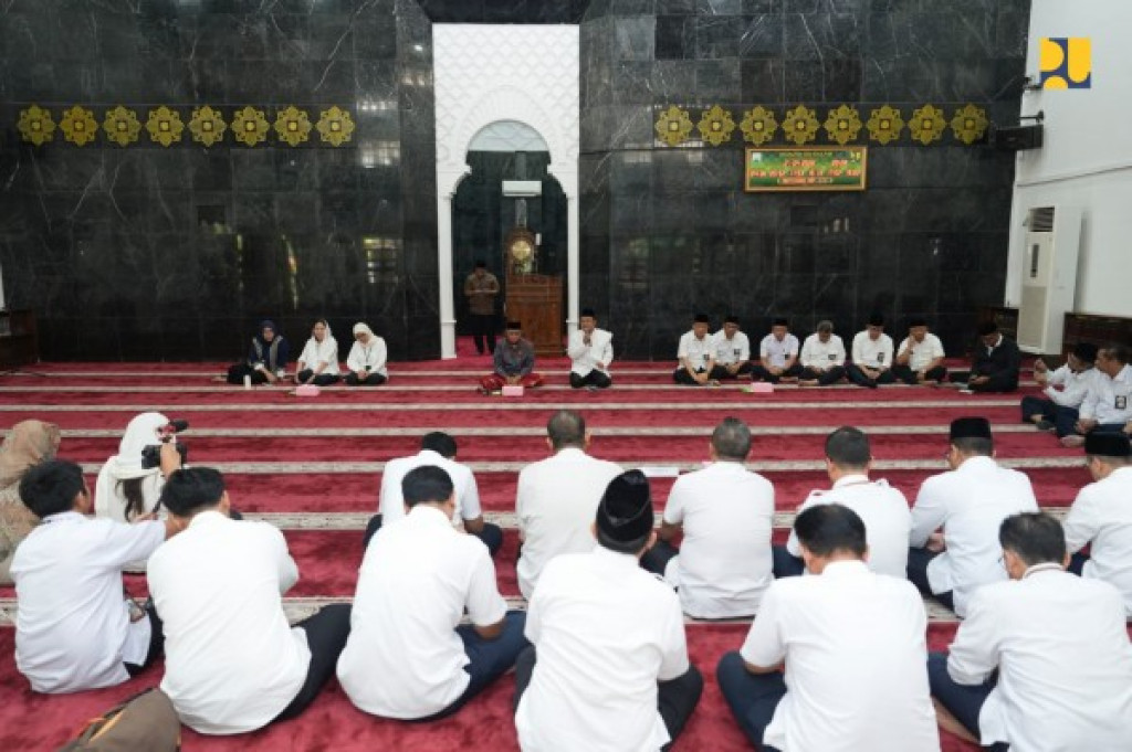 Menteri PU Lepas 82 Calon Jemaah Haji Tahun 2026