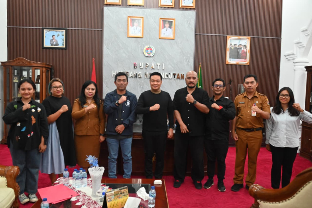 Menyongsong Indosiana, Bupati Humbahas Terima Kunjungan Batak Keren dan Sanggar Sarune Art