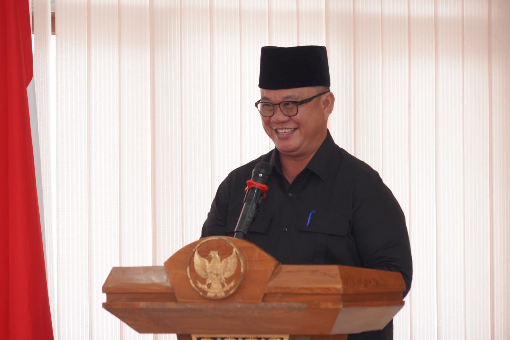 Momen Tepung Tawar Keberangkatan Calon Jamaah Haji, Wali Kota Gunungsitoli Titip Doa dan Harapan