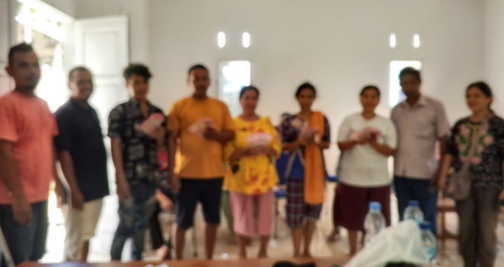 Pemdes Janji Maria Sulurkan BLT Dana Desa 2025 Triwulan III dan IV Kepada 15 KPM