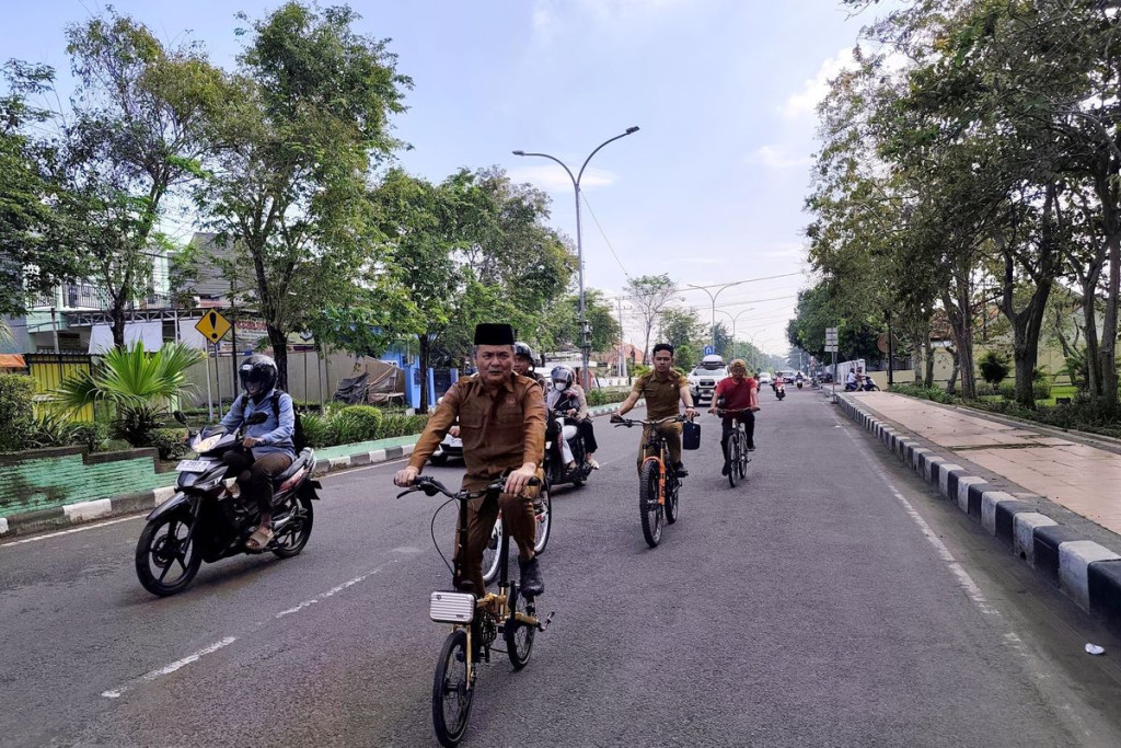 Pemkab Bangkalan Luncurkan Kampanye Hemat BBM, ASN Gunakan Sepeda untuk Transportasi
