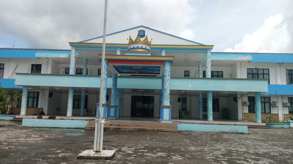 Pemkab Raja Ampat Didesak Berikan Teguran Keras terhadap Oknum ASN Merangkap Wartawan/Jurnalis