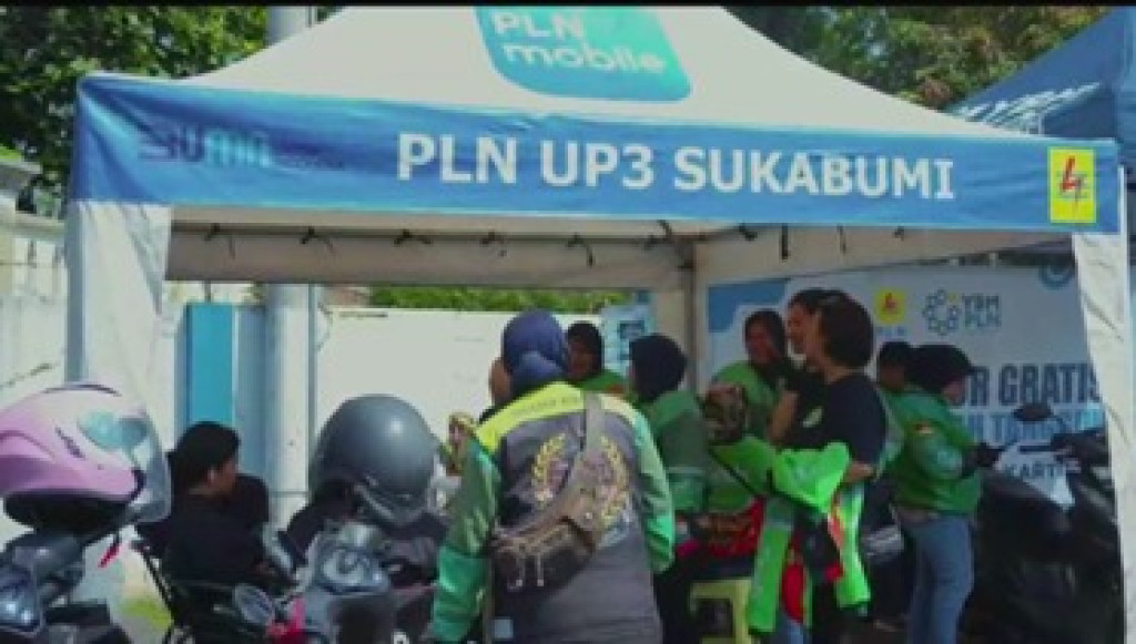 PLN dan YBM Hadirkan Service Gratis untuk Ladies Ojol di Sukabumi