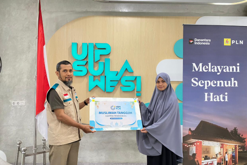 PLN UIP Sulawesi Peringati Hari Kartini dengan Menyalurkan Insentif bagi 16 Muslimah Tangguh di 6 Kabupaten/Kota