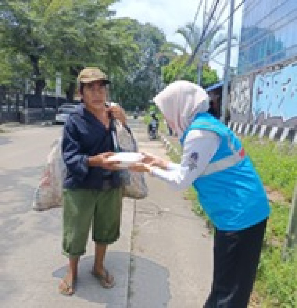 PLN UP3 Bekasi Konsisten Berbagi, Dorong Ekonomi UMKM dan Bantu Warga