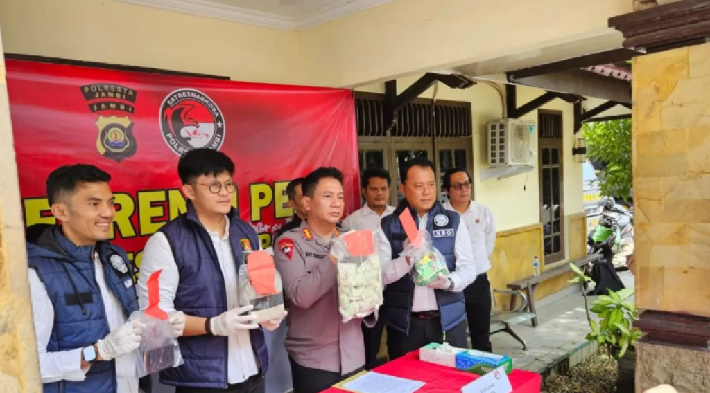 Polisi Bongkar Jaringan Narkoba Lintas Kota, 3 Tersangka Ditangkap di Jambi