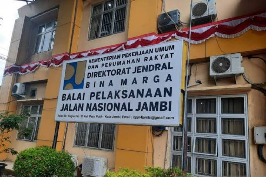 Proyek Jalan Rp144,5 M di Jambi Diduga Gunakan Pasir Ilegal, Masyarakat Siap Tempuh Langkah Hukum