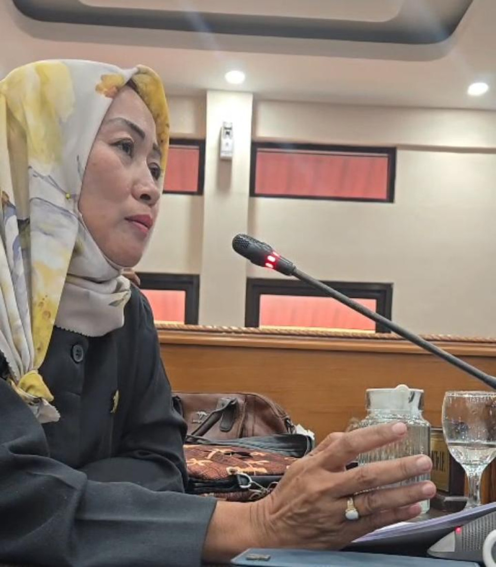 Rapat Paripurna DPRD Sumedang Memanas, Sonia Sugian Soroti Minimnya Perlindungan Perempuan dan Anak