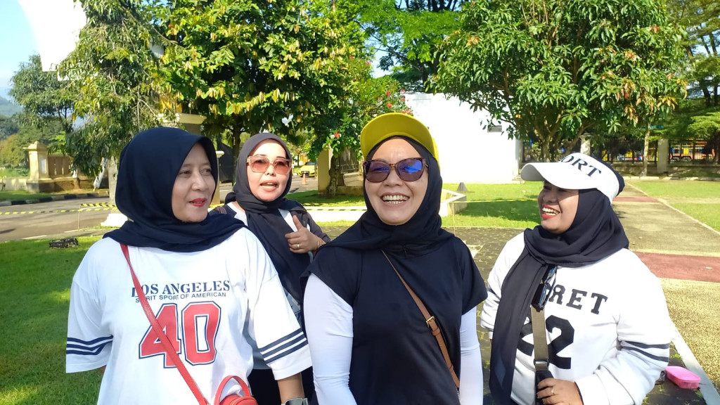 Ruang Publik Pemkab Sumedang Kini Dilengkapi Fasilitas Olahraga, Warga Antusias Manfaatkan Jogging Track