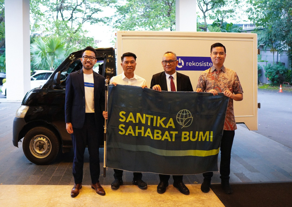 Santika Indonesia Hotels & Resorts Perkuat Komitmen Eco-Hotel Melalui Waste Management Launch