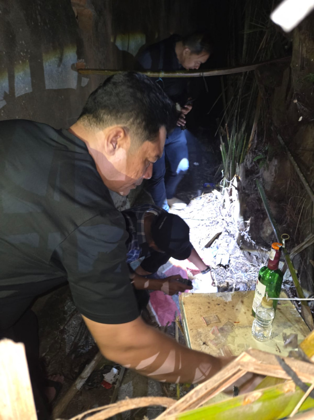 Sat Narkoba Polres Langkat Gerebek Lokasi Diduga Tempat Transaksi Sabu di Hinai