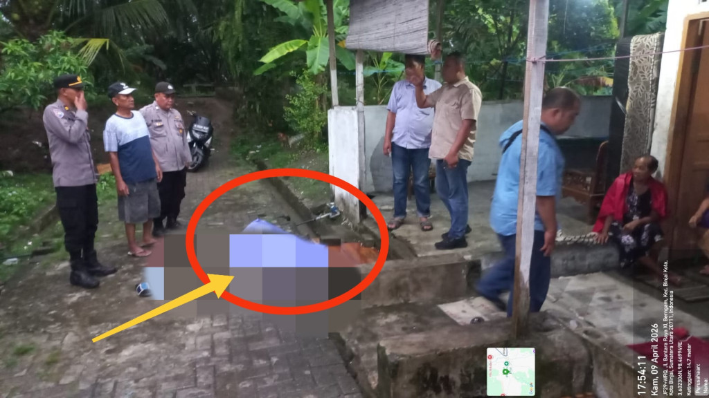 Seorang Pria Meninggal Dunia di Depan Rumahnya di Kelurahan Berngam