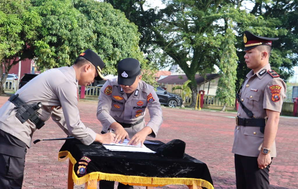 Sertijab Kabag SDM hingga Kapolsek, Kapolres Nias Harap Pelayanan kepada Masyarakat Ditingkatkan