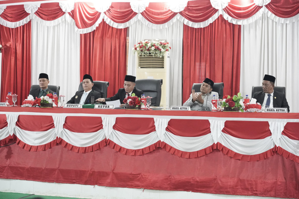 Sidang Paripurna DPRD Kabupaten Palas dalam Rangka Penetapan LKPJ TA 2025