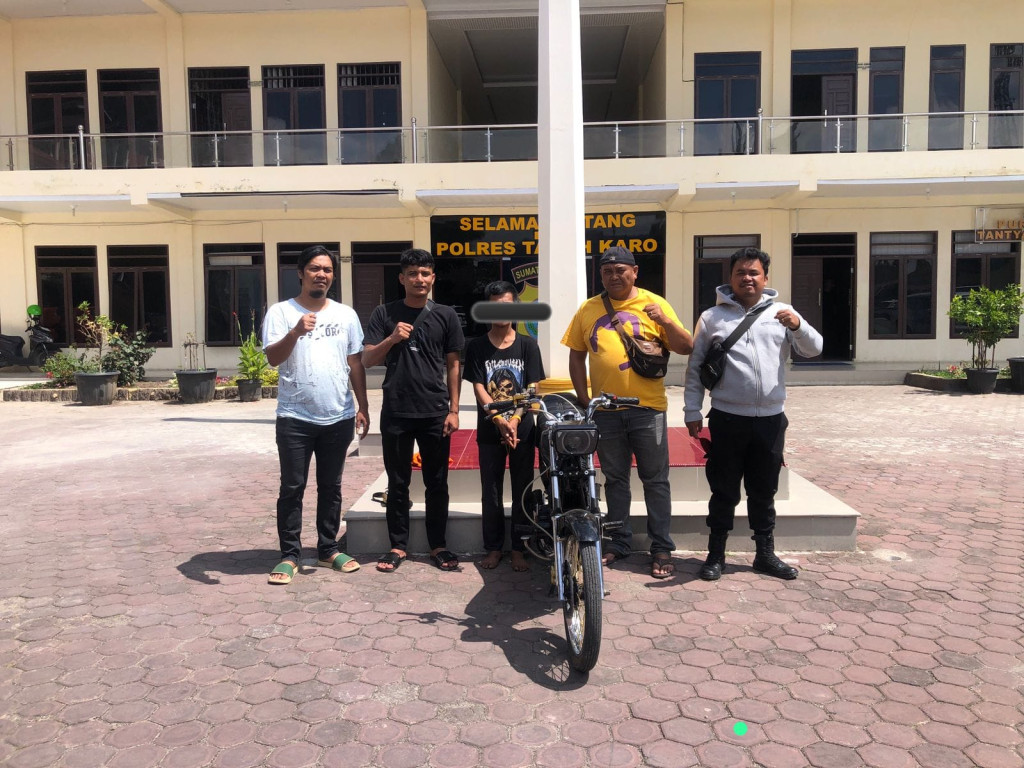 Subuh-Subuh, Petik RX King Diparkiran Rumah Kos, Satu Jam Beraksi Dibekuk Tekab di Depan Kesling Kabanjahe