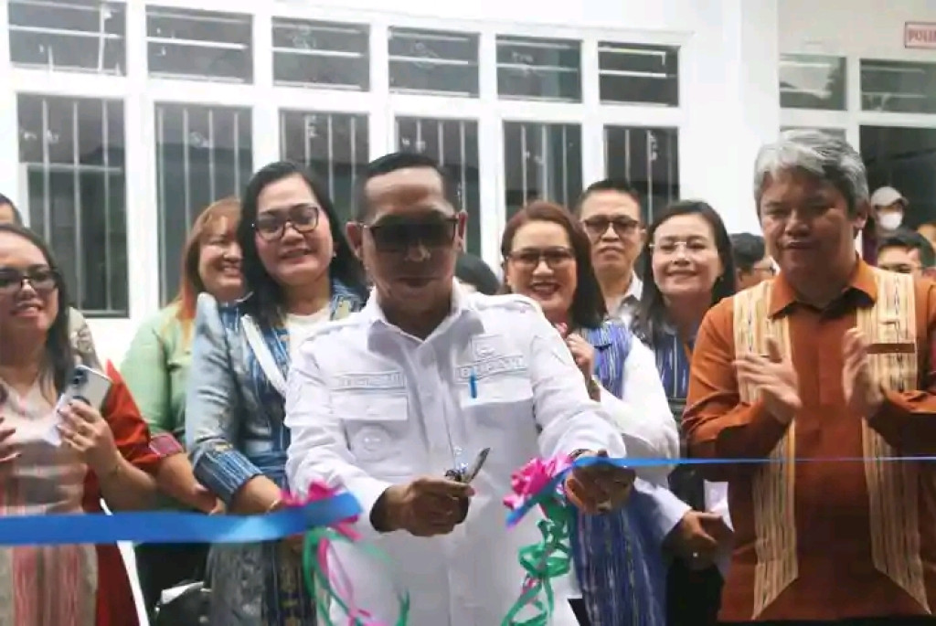 Untuk Kenyamanan Pasien, Bupati Taput Resmikan Poli Jantung, Poli Penyakit Dalam dan Unit Pelatihan dan Pengembangan SDM