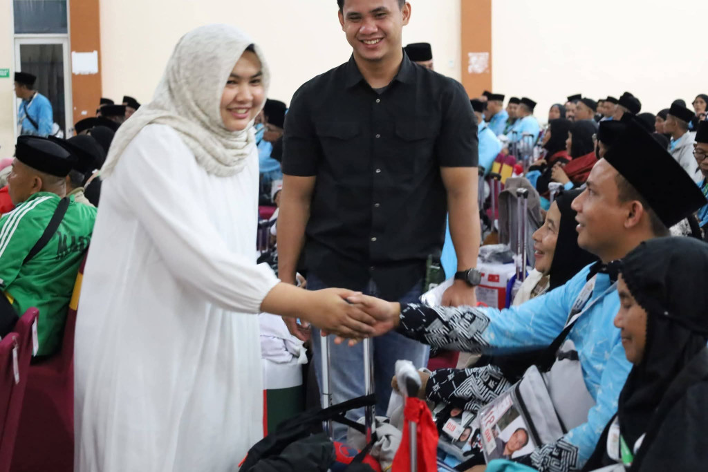 Wakil Bupati Madina Lepas Keberangkatan Jemaah Calon Haji dari Embarkasi Medan Menuju Tanah Suci