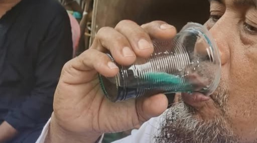 Warga Makassar Doyan Minum Oli, Dinkes Turun Tangan