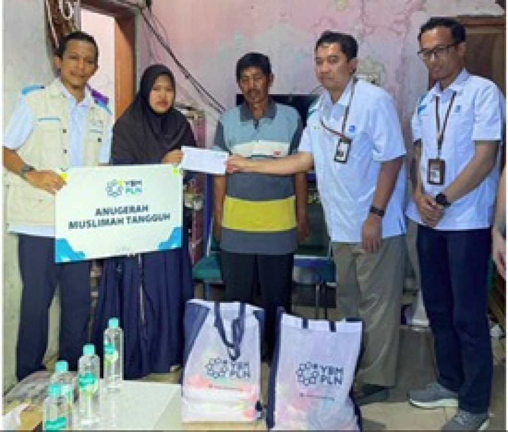 YBM PLN Berbagi Kebahagiaan untuk Muslimah Tangguh Cirebon