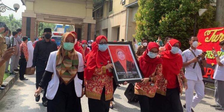 Seorang Perawat RSUD Mandau Meninggal Karena Covid-19 Belum Divaksin